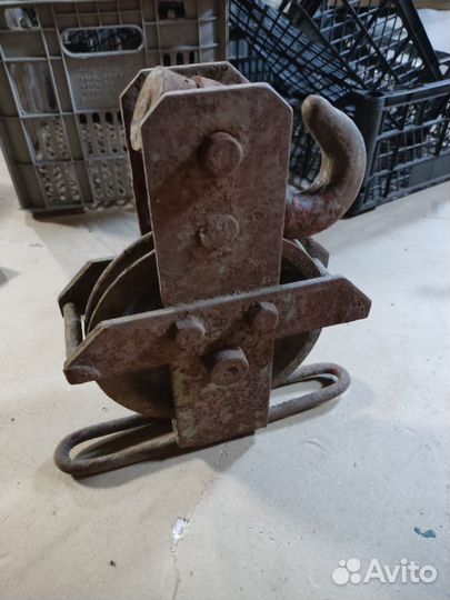 Блок подъёмный