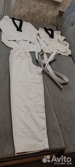 Костюм для тхэквондо