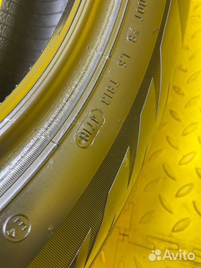 Pirelli Formula Ice 215/60 R17 100T