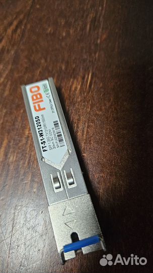 Гигабитный роутер Keenetic Giga KN-1010+SFP