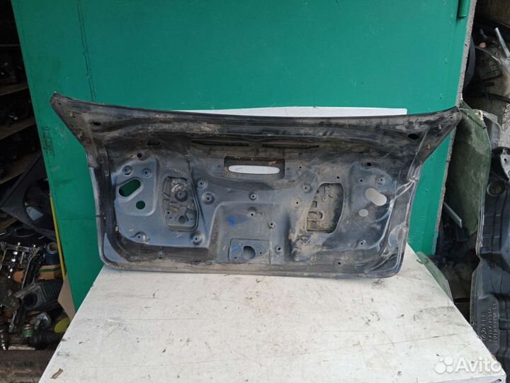 Крышка багажника Mazda 3 BK седан