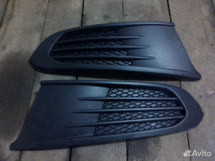 Для Volkswagen Polo накладки птф в бампер