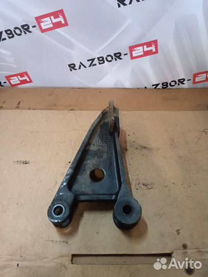 Кронштейн (крепление) MAN TGX 2008 81416503016