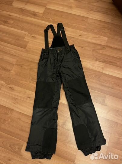 Горнолыжный комбинезон для мальчика р. 140