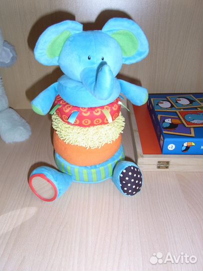 ELC Пирамидка Слоник