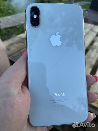 iPhone X, 64 ГБ