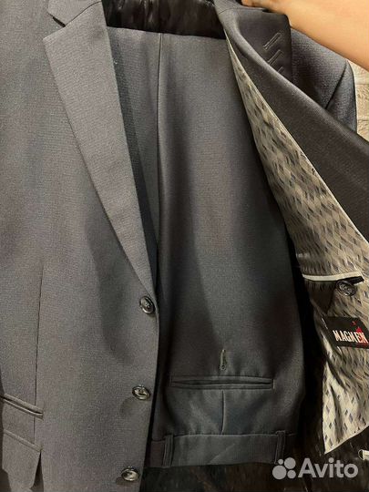 Мужской костюм