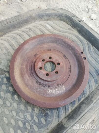 Маховик Шкода Фабия 1