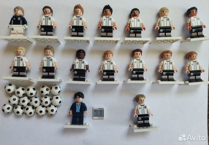 Lego minifigures 71014 футболисты