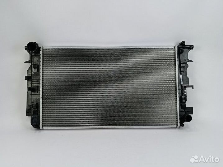Радиатор двс Mercedes-Benz Sprinter W906