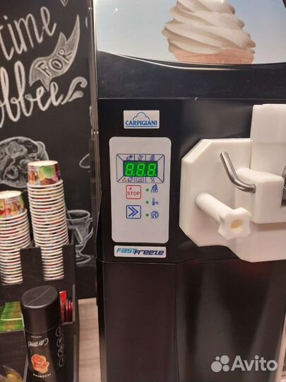 Фризер для мягкого мороженого carpigiani soft&GO
