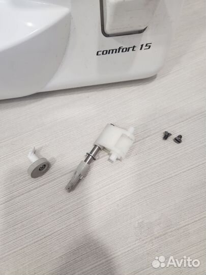 На запчасти швейная машина Brother comfort 15