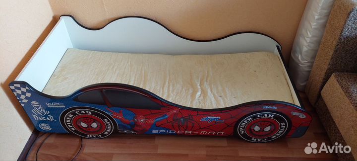 Кровать машинка детская