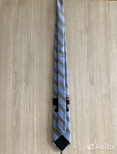 Новый галстук Dockers