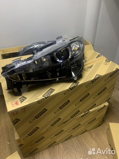 Фара левая Mazda cx-5 kb8m51041d