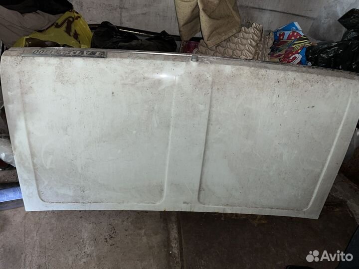 Задние двери, крышка багажника, заднее окно