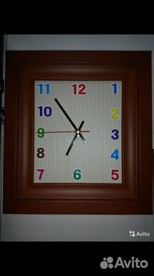 Часы настенные новые