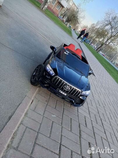 Детский электромобиль Toyota 1999