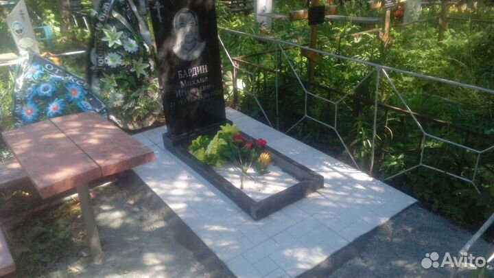 Установка памятников, благоустройства мест захорон