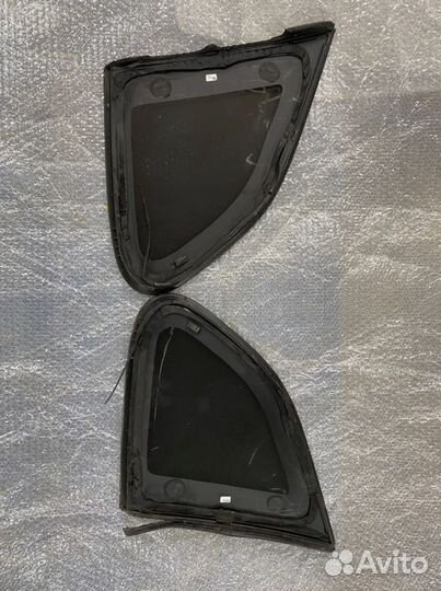 Стекло боковое глухое BMW X1 E84