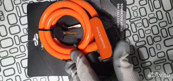 Замок велосипедный с держателем