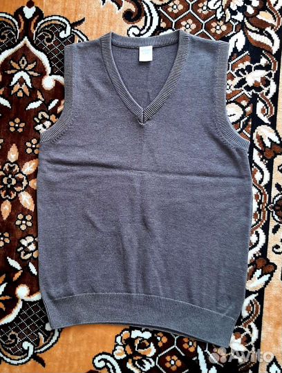 Жилетка для мальчика школьная 140