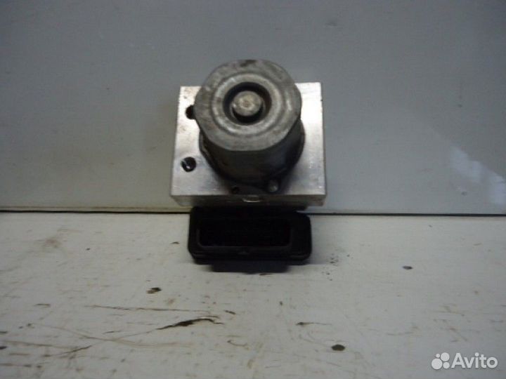 Блок ABS (насос) Mercedes-Benz E-Class