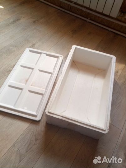 Термоконтейнер из пенопласта