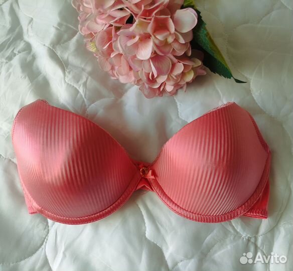 Бюстгальтер новый 75В