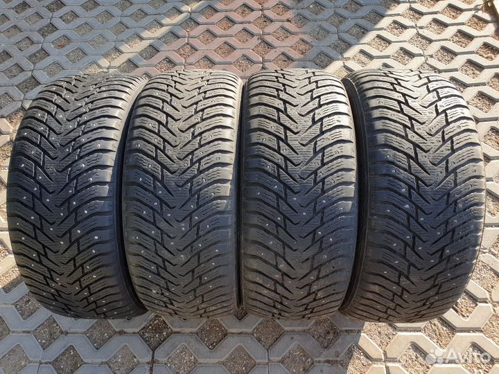 255 50 20 Nokian Hakka 8 SUV XL зимняя резина