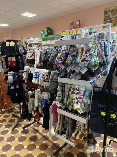 Шерстяные варежки, носки