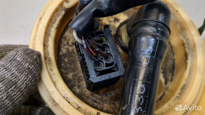 Насос топливный электрический BMW X3 E83, 2006