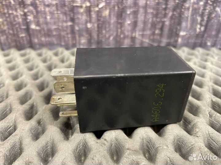 Реле Audi A4 B7 BFB 2006