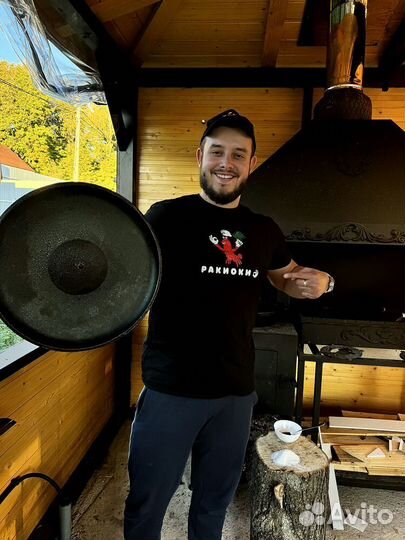 Раки Варёные горячие Раки живые