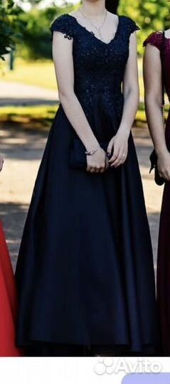 Вечернее платье