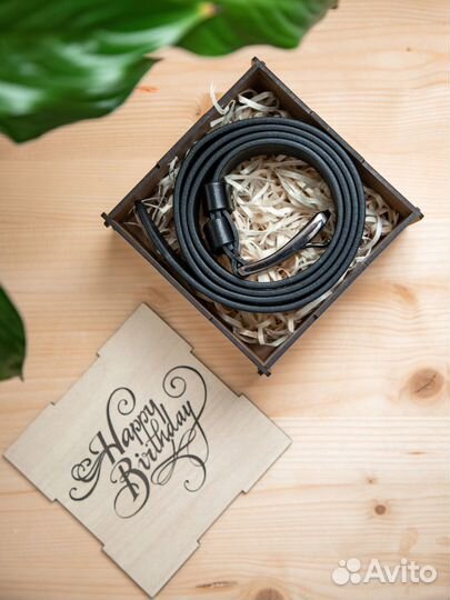 Ремень мужской с гравировкой в коробочке