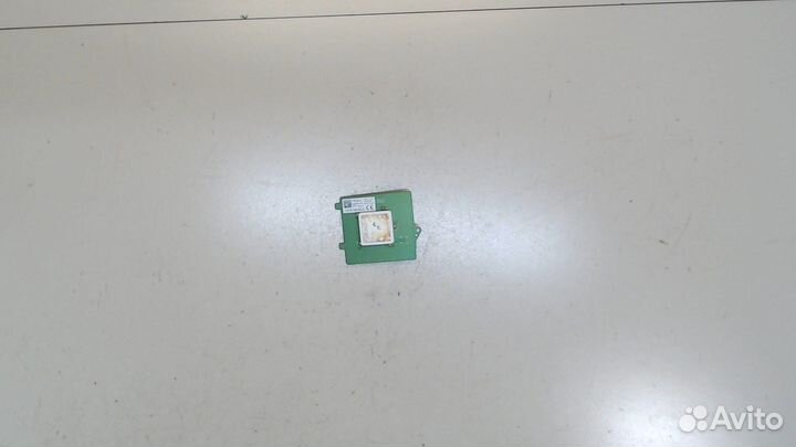 Антенна Tesla Model 3, 2019