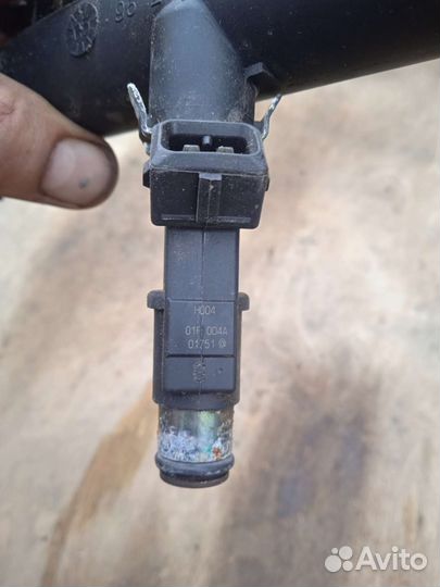 Топливная рампа Peugeot 607 2.2 рестайлинг