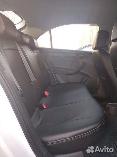 Чехлы на сидения