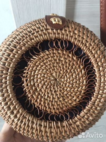 Сумочка женская из ратанги