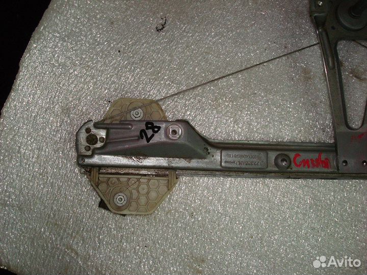 Стеклоподьемник механ.задний правый renault symbol