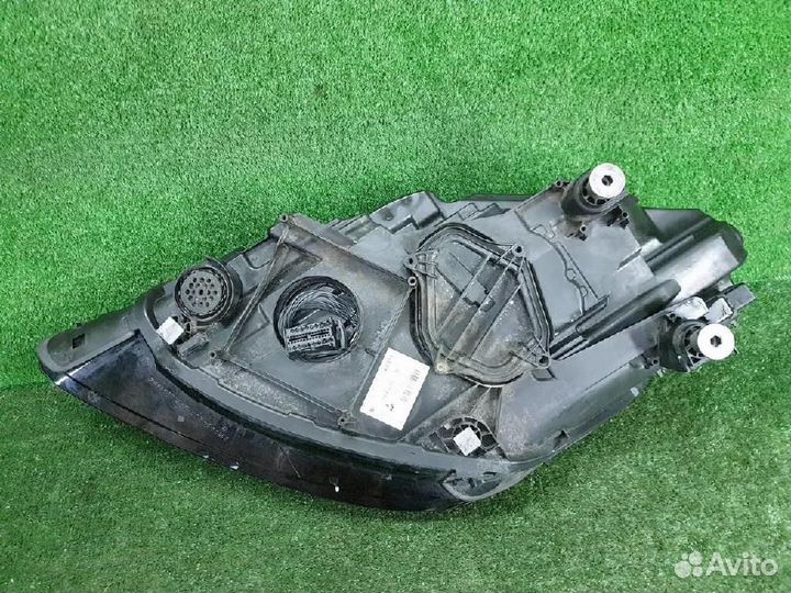 Фара правая Porsche Cayenne