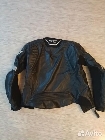 Мотокуртка кожаная Macna размер 48