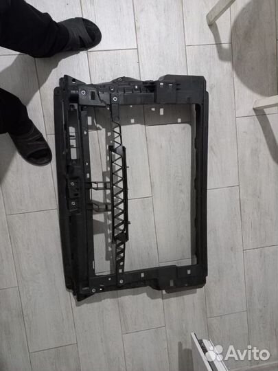 Крыло капот