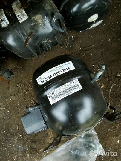 Кампрессор для холодильника б у.водяной насос