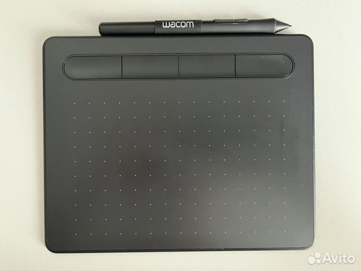 Графический планшет Wacom Intuos Basic Pen S Black