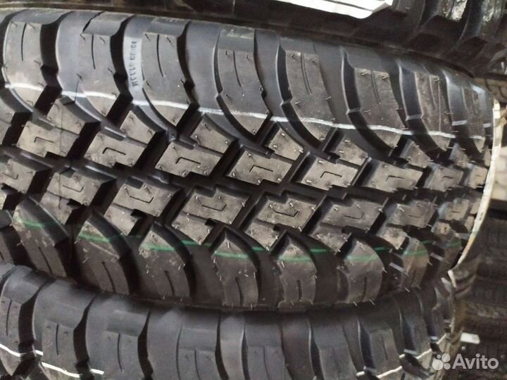 Contyre Expedition 215/65 R16