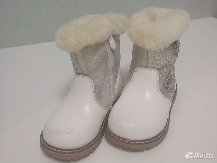 Зимние сапожки для девочки 23