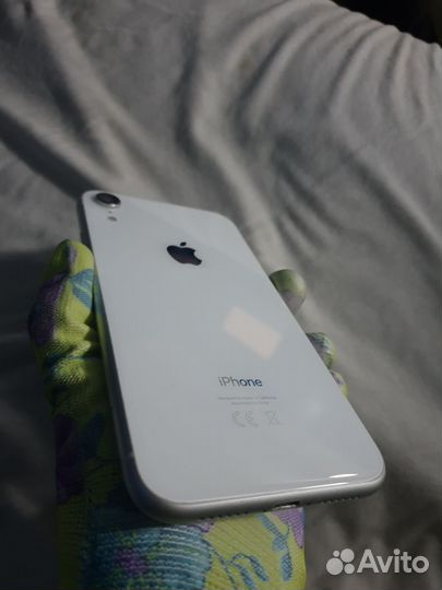 iPhone Xr, 64 ГБ