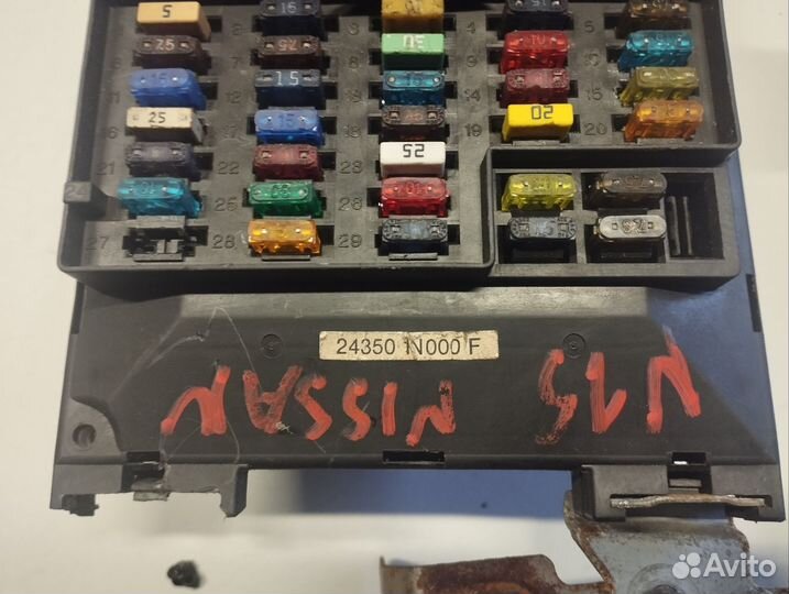 Блок предохранителей салона Nissan almera n15